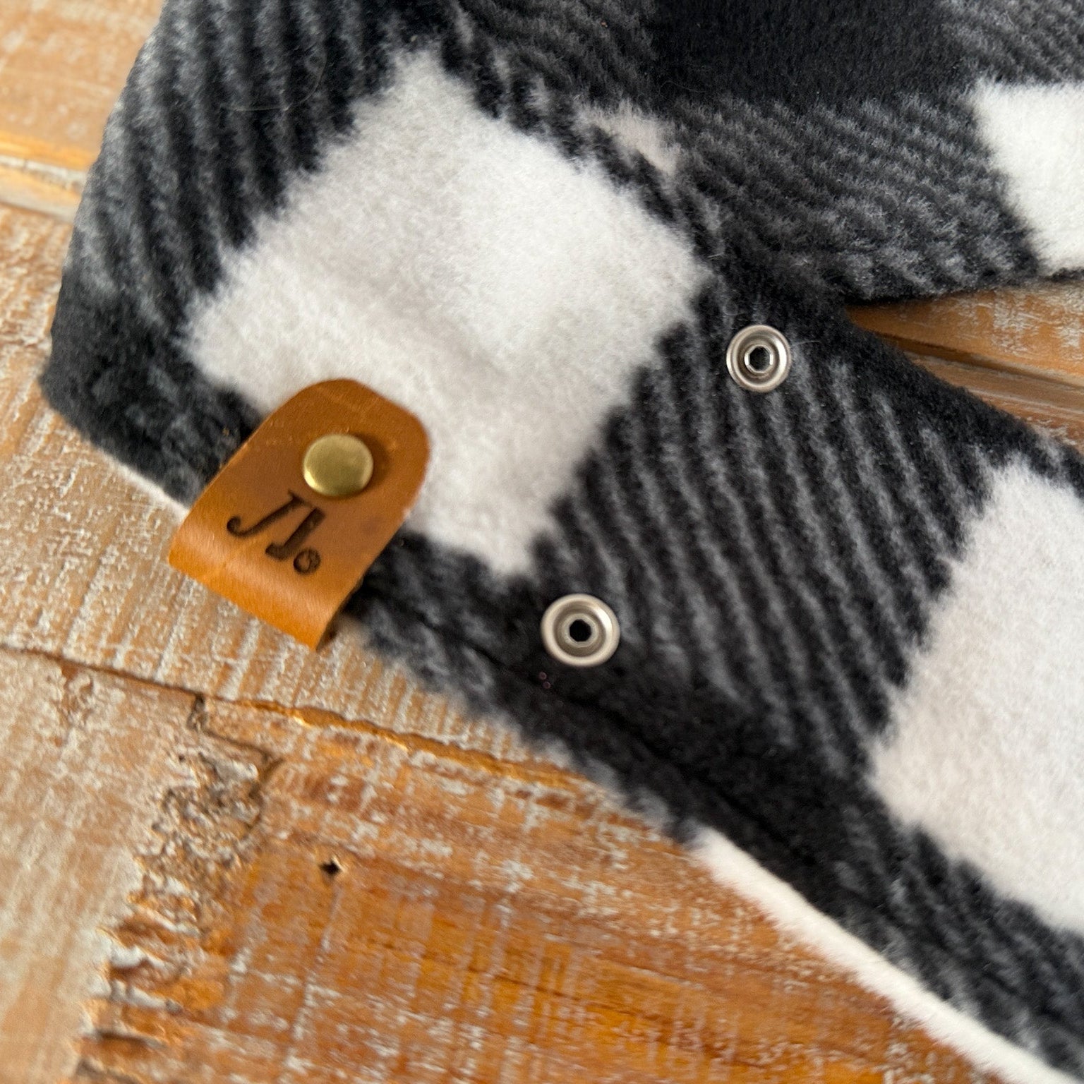 Black/White Buffalo Plaid Pet Scarf, dog fleece scarf with Snaps